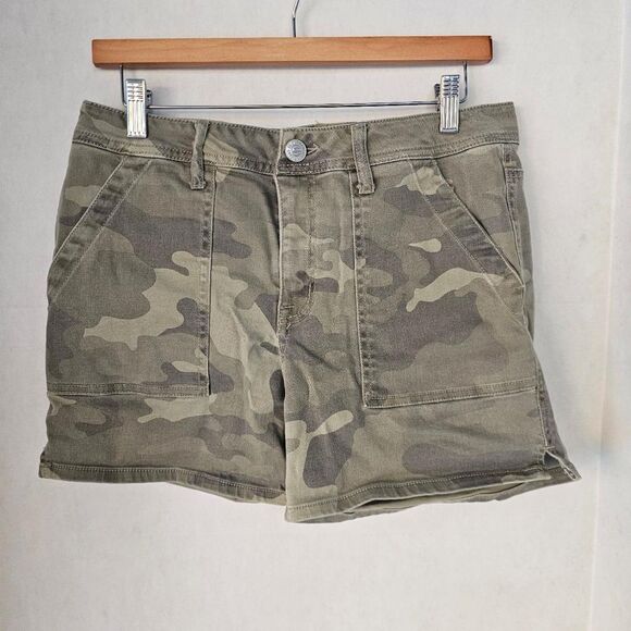 Seven7 Camo Utility Shorts – Size 8 – Soft Stretch Twill with Patch Pockets - Picture 6 of 7